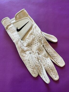 Women’s Nike Tour White Leather Golf Glove XS RIGHT